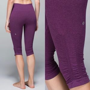 Lululemon Athletica Deep Purple Cropped Leggings Seamless Workout Crop Capri